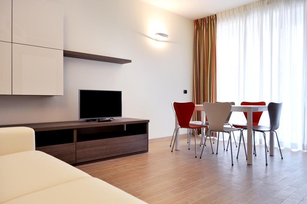 Bb Hotels Aparthotel Bicocca Milano Rum bild