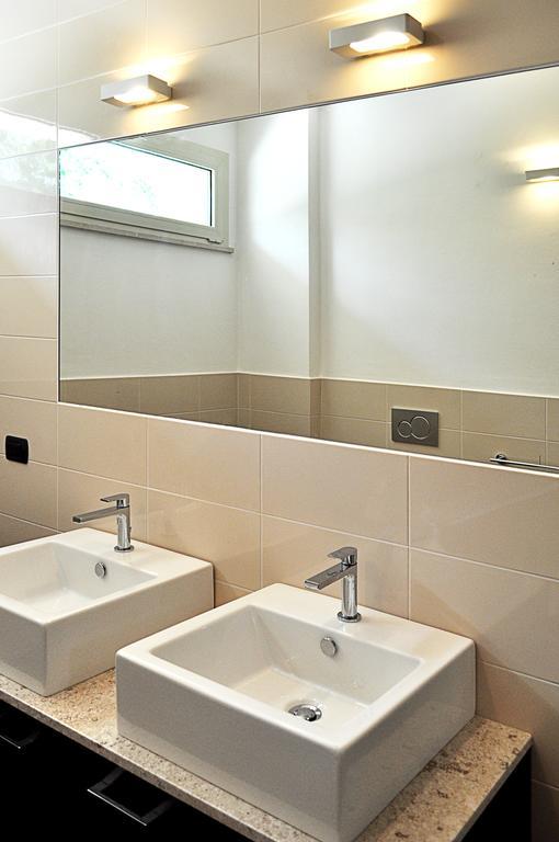 Bb Hotels Aparthotel Bicocca Milano Rum bild