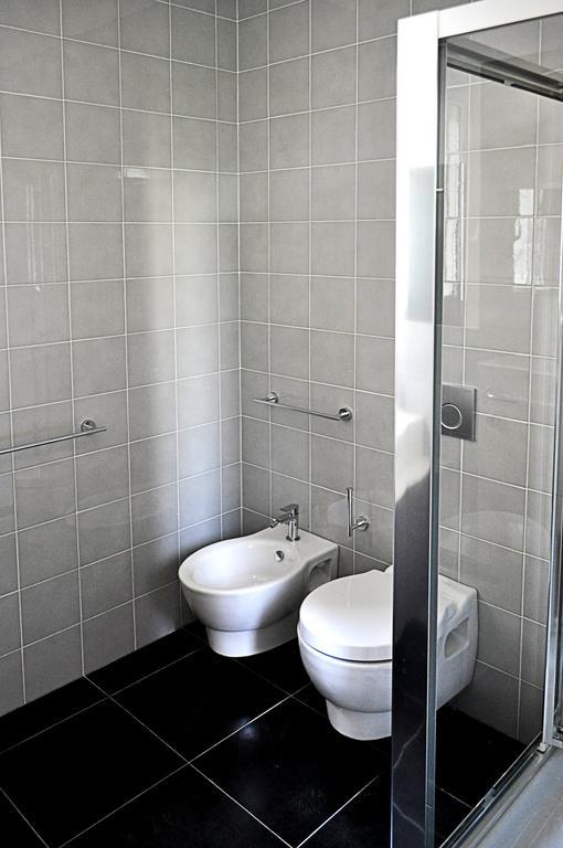 Bb Hotels Aparthotel Bicocca Milano Rum bild