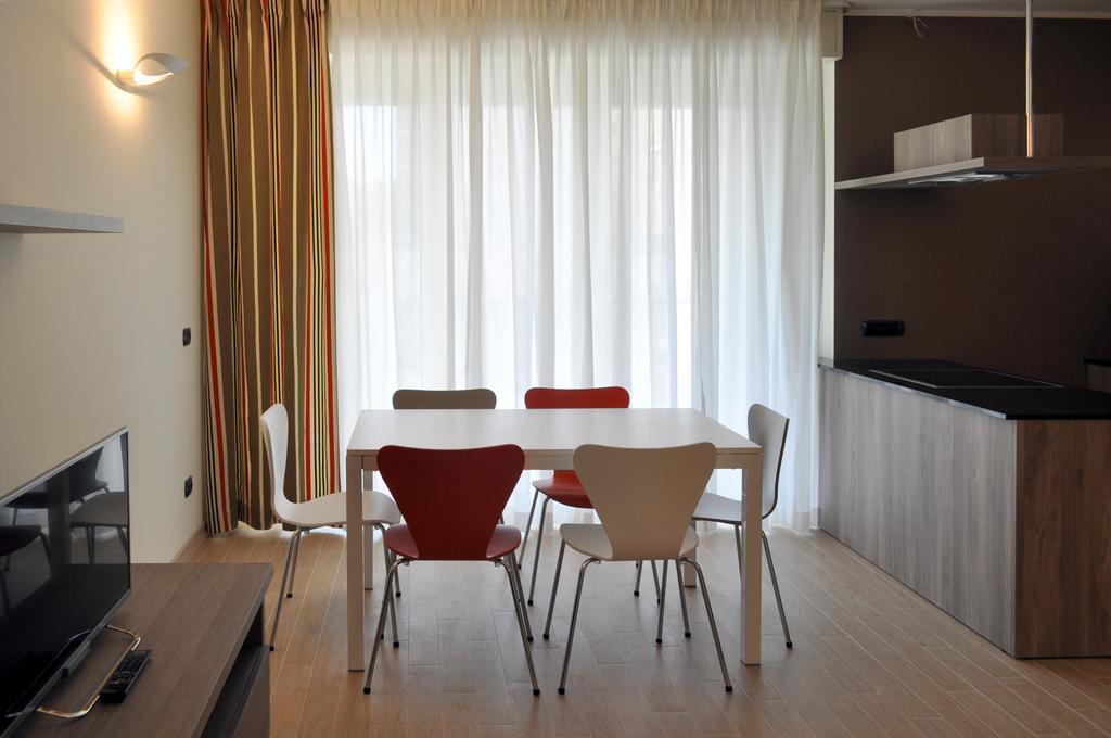 Bb Hotels Aparthotel Bicocca Milano Rum bild